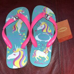 Havaianas Blue & Pink Unicorns Sandals Flip Flops Sz Kids 2 NWT